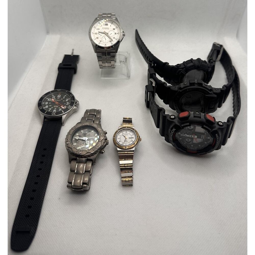 Lot of 7 Watches Mixed Brands, Timex, G Shock, Fossil, Seiko (Needs Batteries)